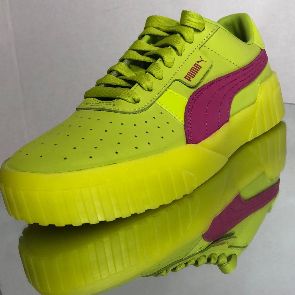 WMNS CALIFORNIA ‘90s “Lime Fuchsia”